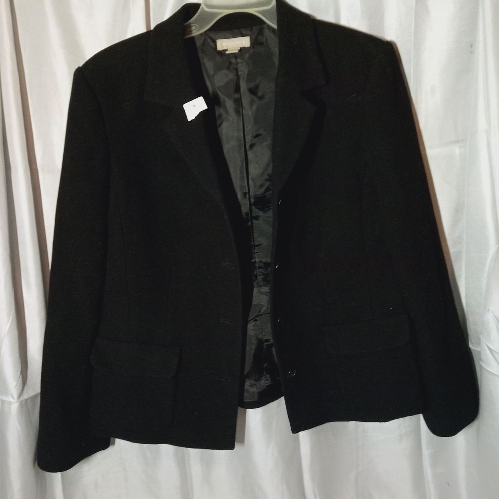 Nordstrom Size 12 Classic Black Wool Blazer With Notched Collar Tapered Waist
